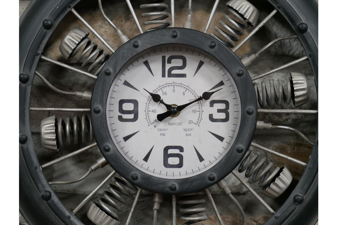 Engine Clock